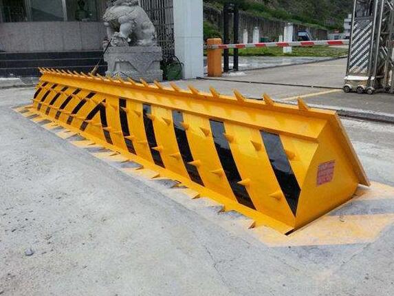 液壓路障機(jī) 液壓路障機(jī)