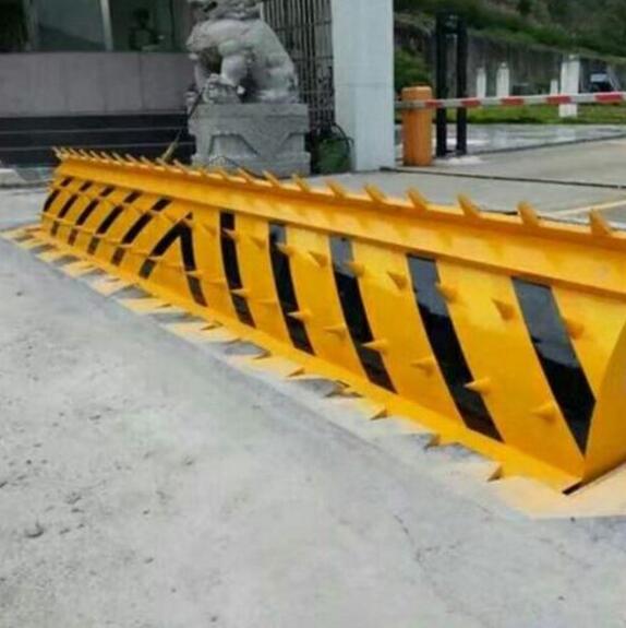 埋地式平移路障機(jī) 埋地式平移路障機(jī)