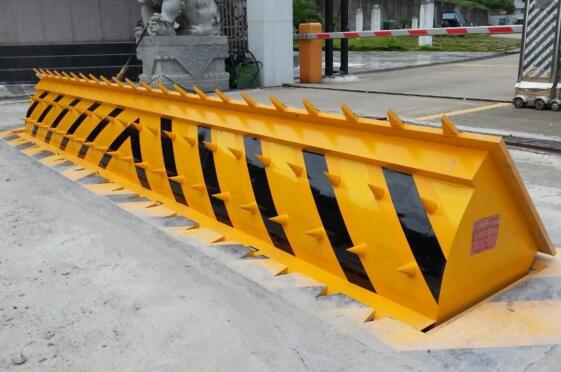 液壓路障機(jī) 液壓路障機(jī)
